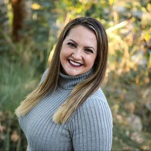 Meet your Posher, Jillian